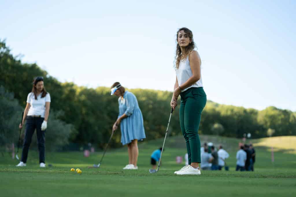 Des événements exclusifs toute l’année. Photo event partenaires au golf. Devenir partenaire de Provence Rugby : quels avantages chaque mois ?