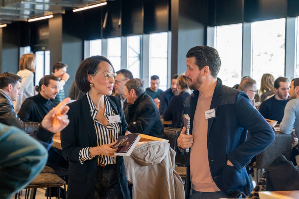 Des Petit-Déjeuners Business Club : Photo dans les salons VIP. Devenir partenaire de Provence Rugby : quels avantages chaque mois ?
